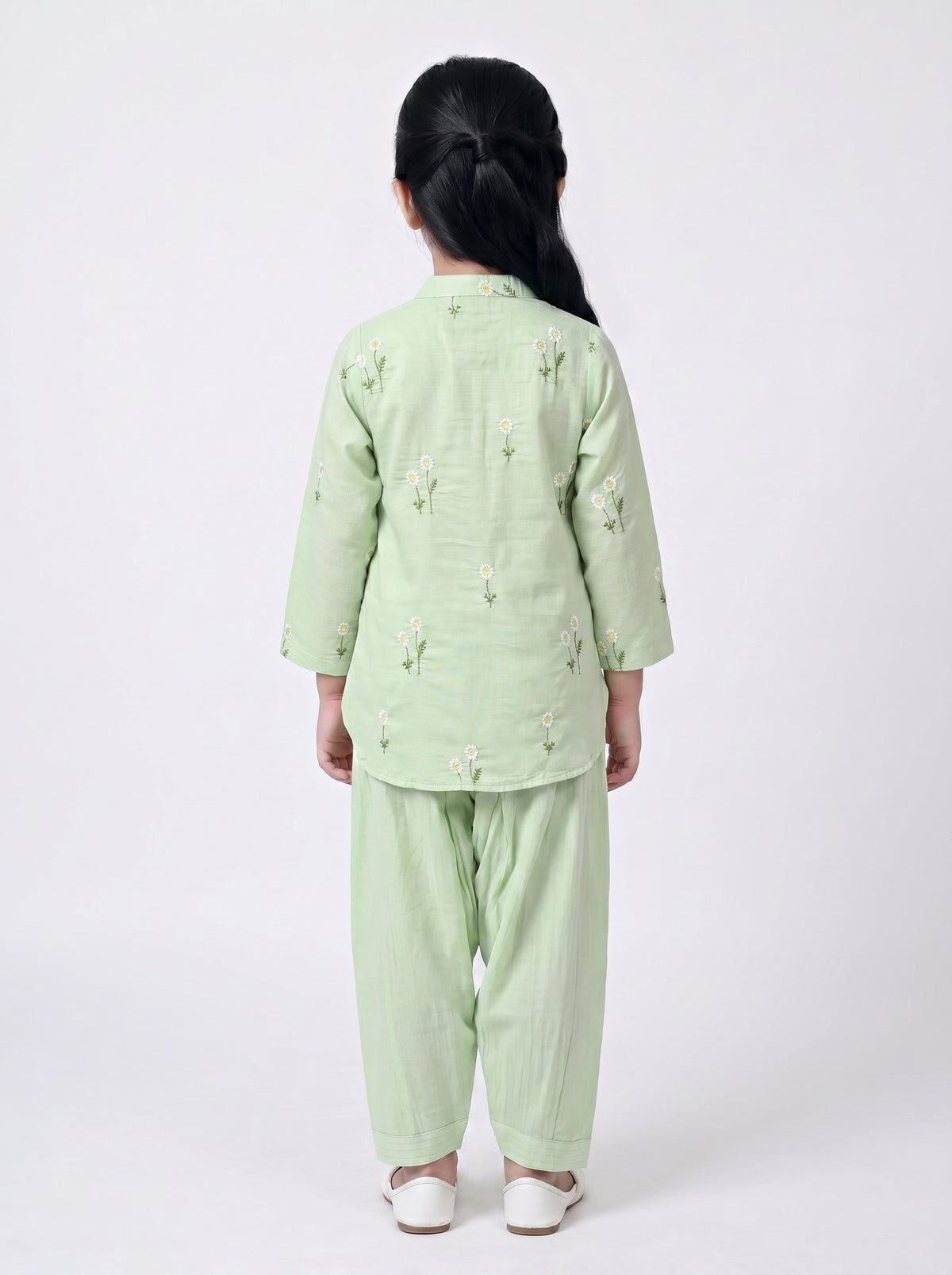Bella Moda Girls Embroidered Kurta with Dhoti Salwar Ethnic Set- JUETH778X