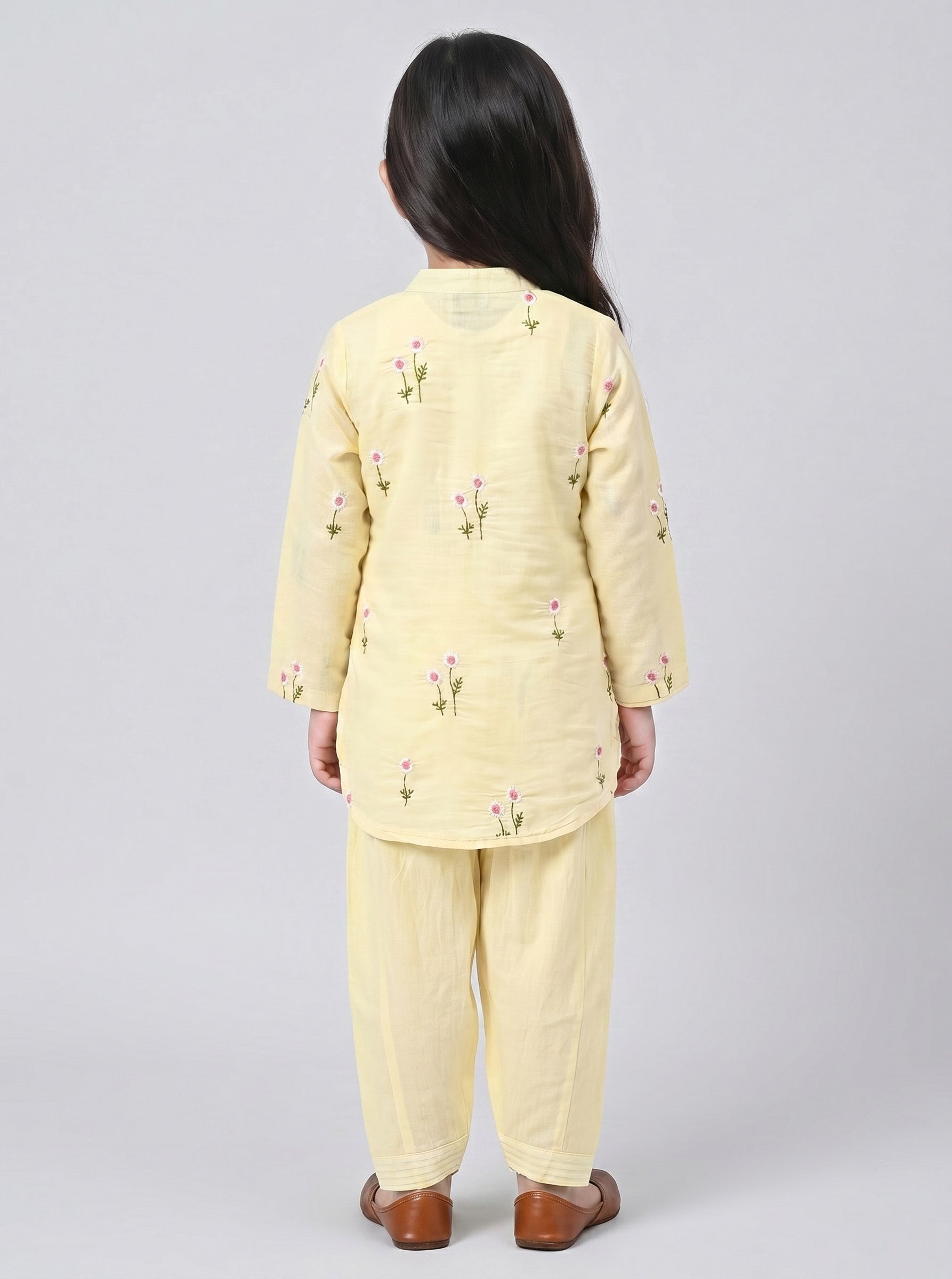 Bella Moda Girls Embroidered Kurta with Dhoti Salwar Ethnic Set- JUETH779X