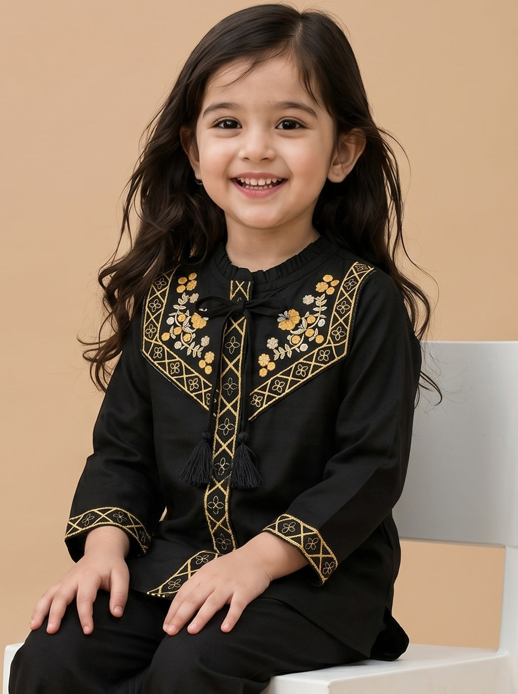 Bella Moda Girls Embroidered Kurta with Straight Pants Ethnic Set- JUETH785X