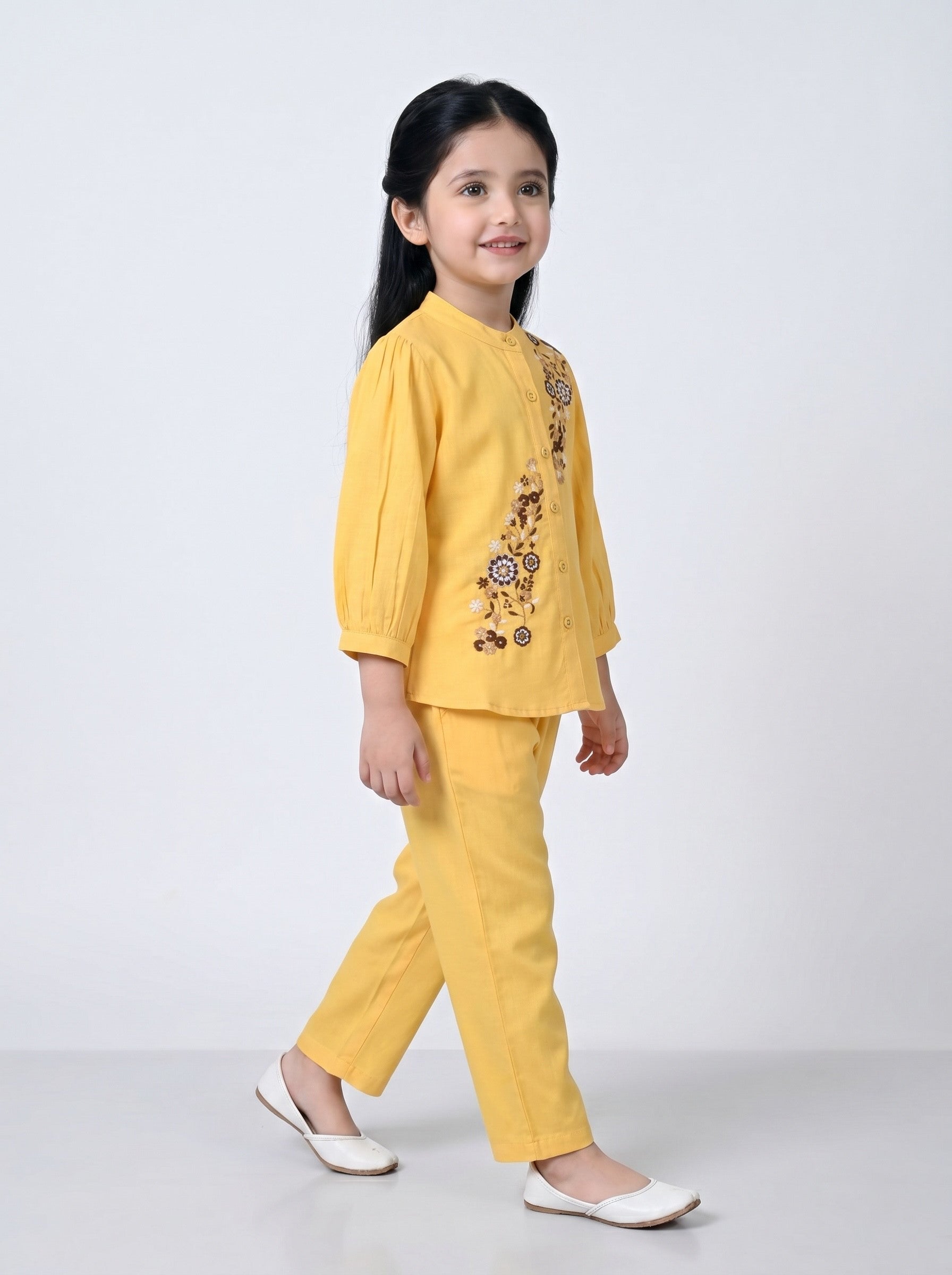 Bella Moda Girls Floral Embroidered Top with Straight Pants Co-Ord Set- JUETH788X