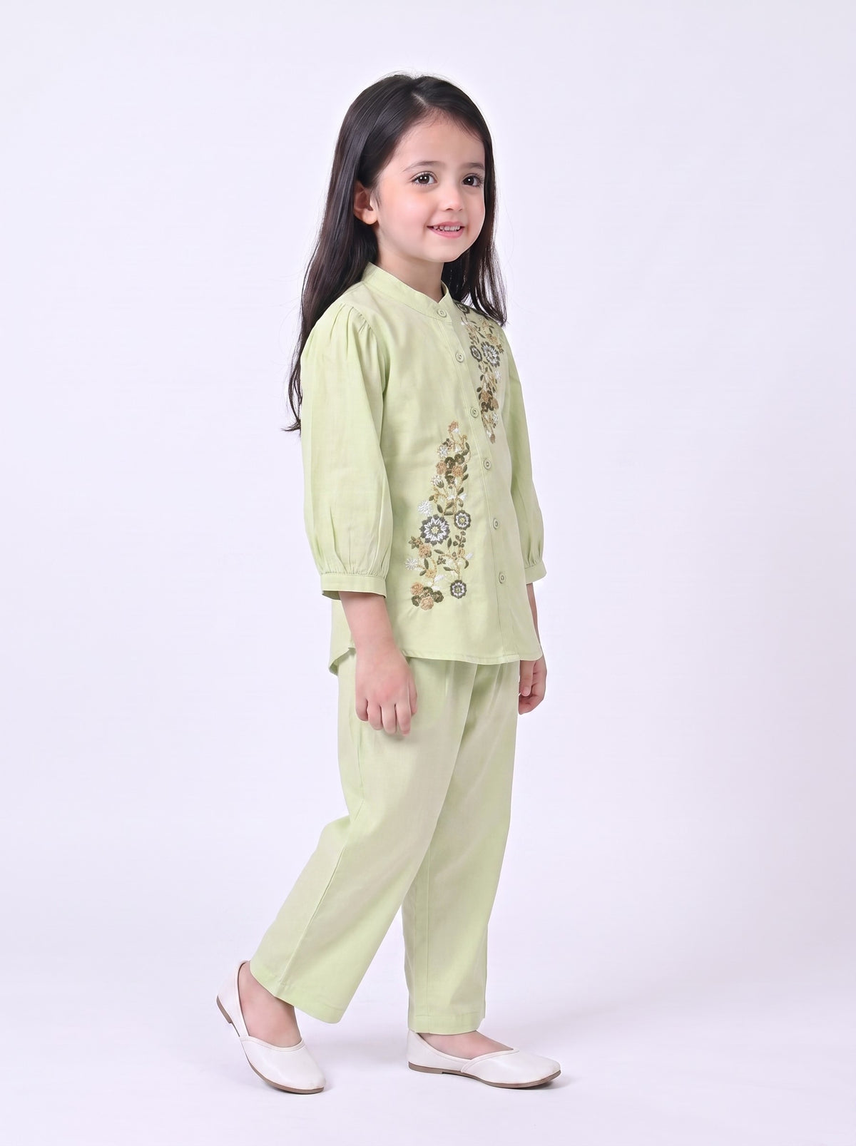 Bella Moda Girls Floral Embroidered Top with Straight Pants Co-Ord Set- JUETH790X