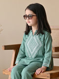 Bella Moda Girls Embroidered Kurta with Straight Pants Ethnic Co-Ord Set- JUETH795X