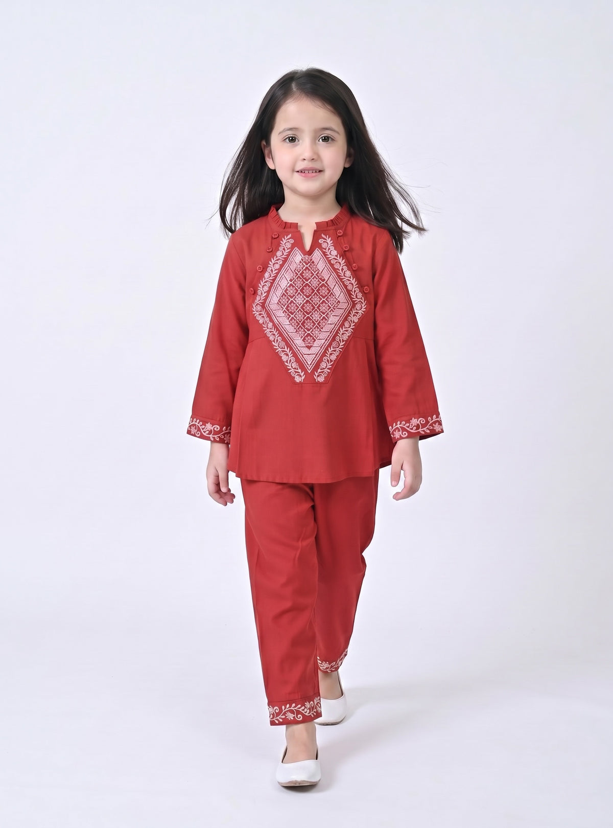 Bella Moda Girls Embroidered Kurta with Straight Pants Ethnic Co-Ord Set- JUETH797X
