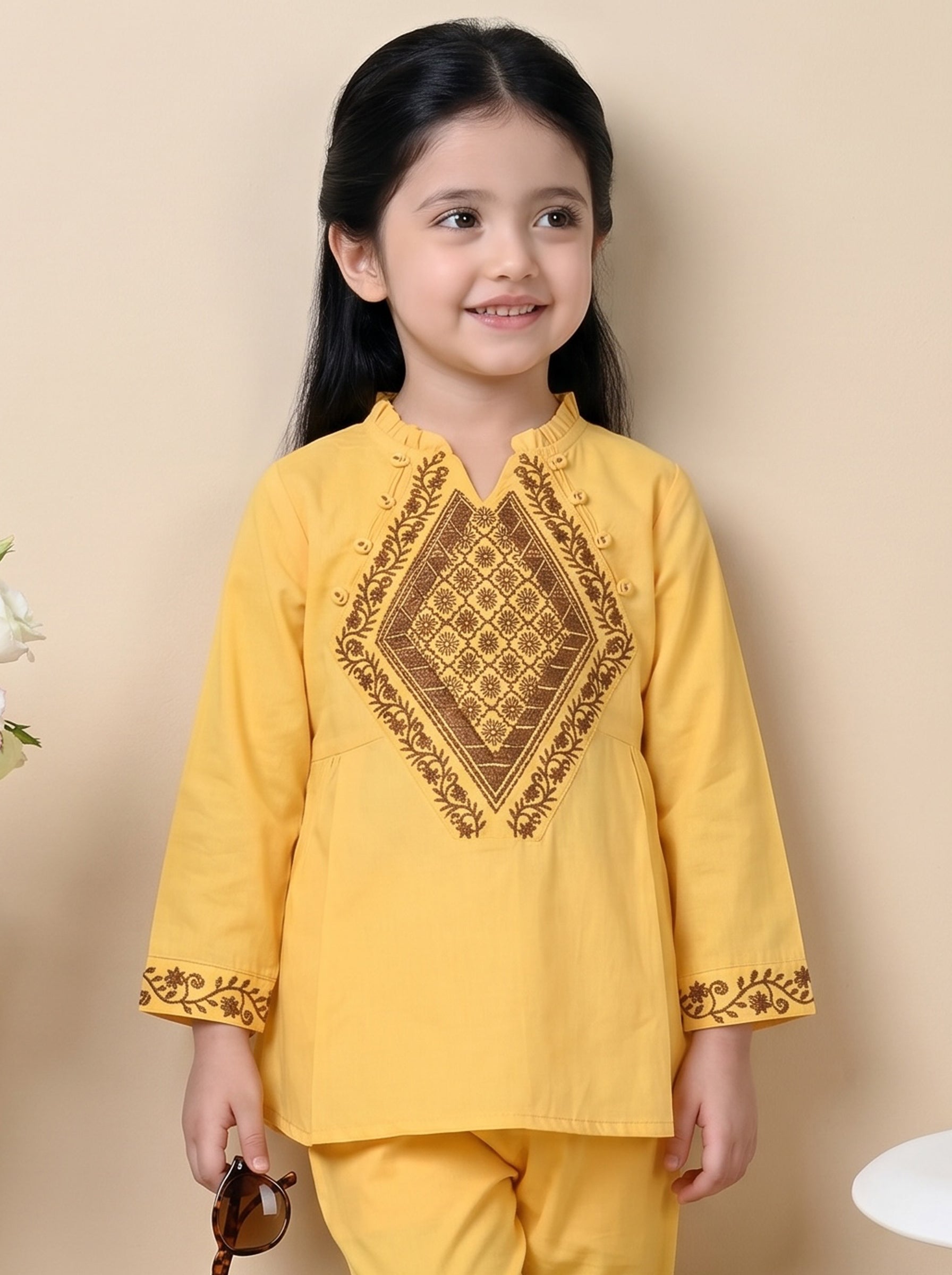 Bella Moda Girls Embroidered Kurta with Straight Pants Ethnic Co-Ord Set- JUETH800X