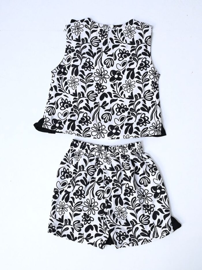 Bella Moda Sleeveless Floral Printed Cotton 2 Pcs Set - Image 2