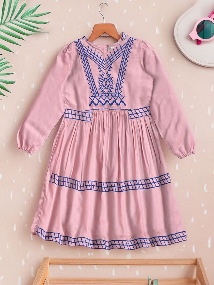 Bella Moda Cotton Three Fourth Sleeves Floral Embroidered Knee Lenght Dress - Pink