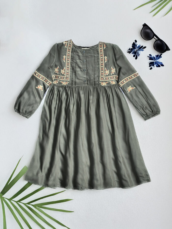Girls Midi/Knee Length Casual Dress (Green, 3/4 Sleeve)